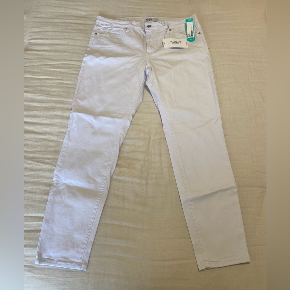 Just Black skinny jeans in white